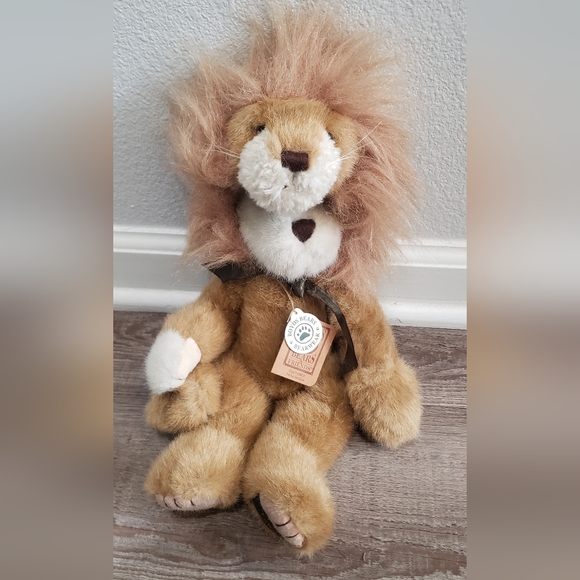 Boyds Bears - teddy bear in lion costume, wind up and plays music - Picture 3 of 7